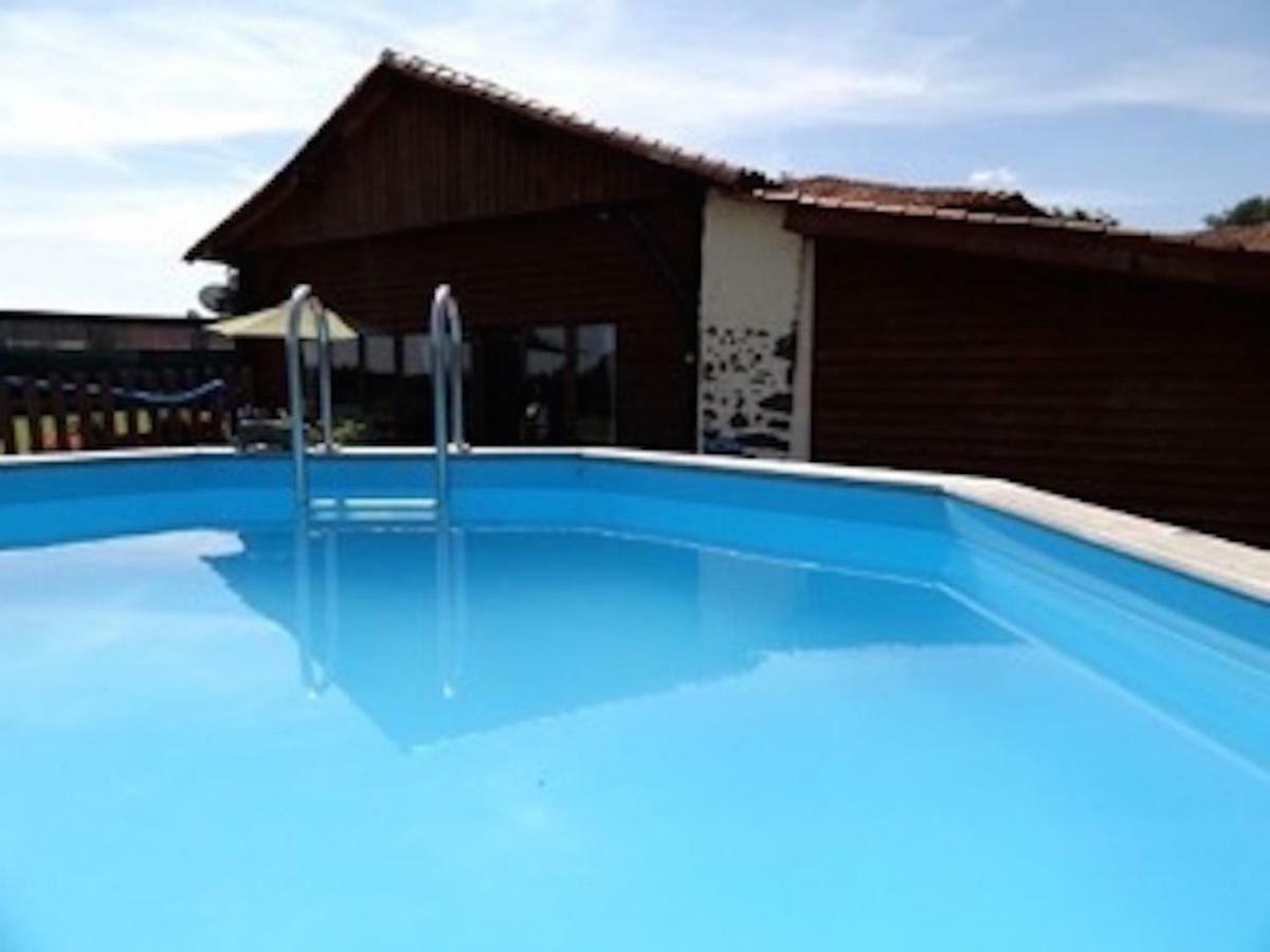 Maison Loubignac At Les Vergnes Gites Exideuil-sur-Vienne ภายนอก รูปภาพ