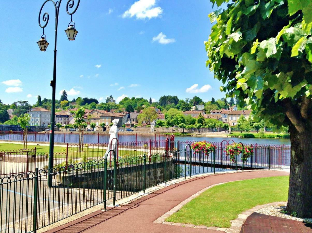 Maison Loubignac At Les Vergnes Gites Exideuil-sur-Vienne ภายนอก รูปภาพ